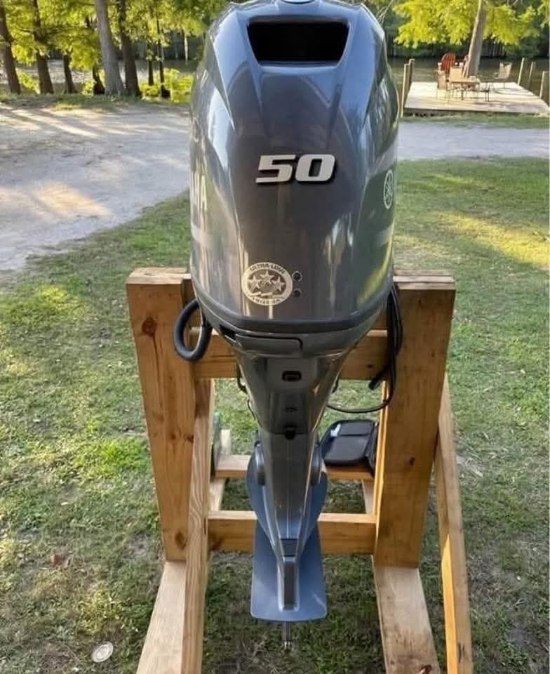 Yamaha 50 HP 4 Stroke Outboard Motor Engine