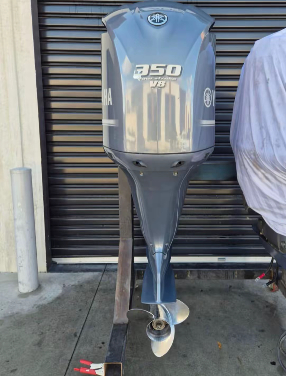 Yamaha 350 HP 4 Stroke Outboard Motor Engine