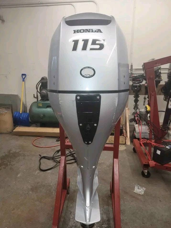 Honda 115 HP 4 Stroke Outboard Motor Engine