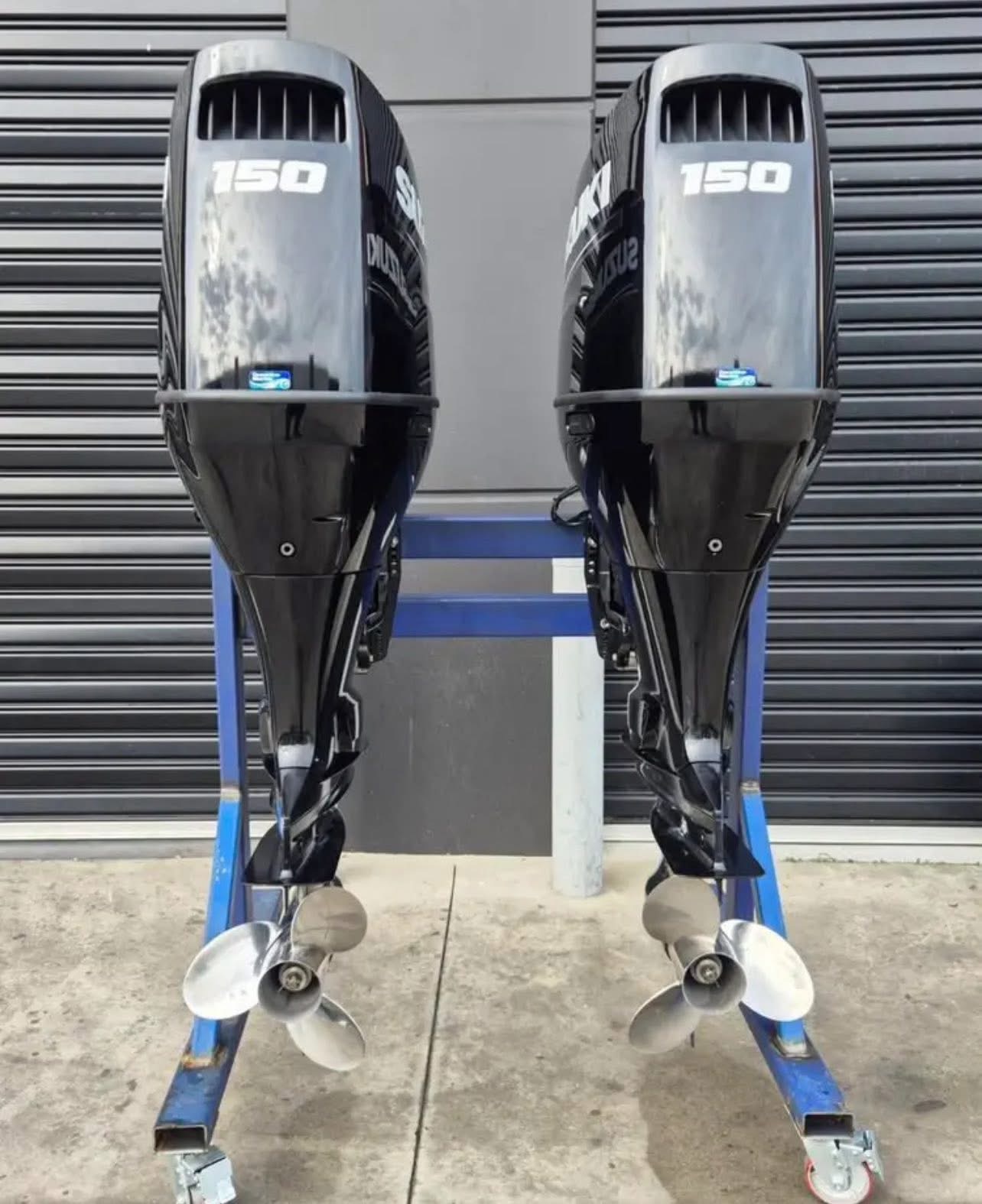 Twin Suzuki 150 HP 4 Stroke Outboard Motor Engine
